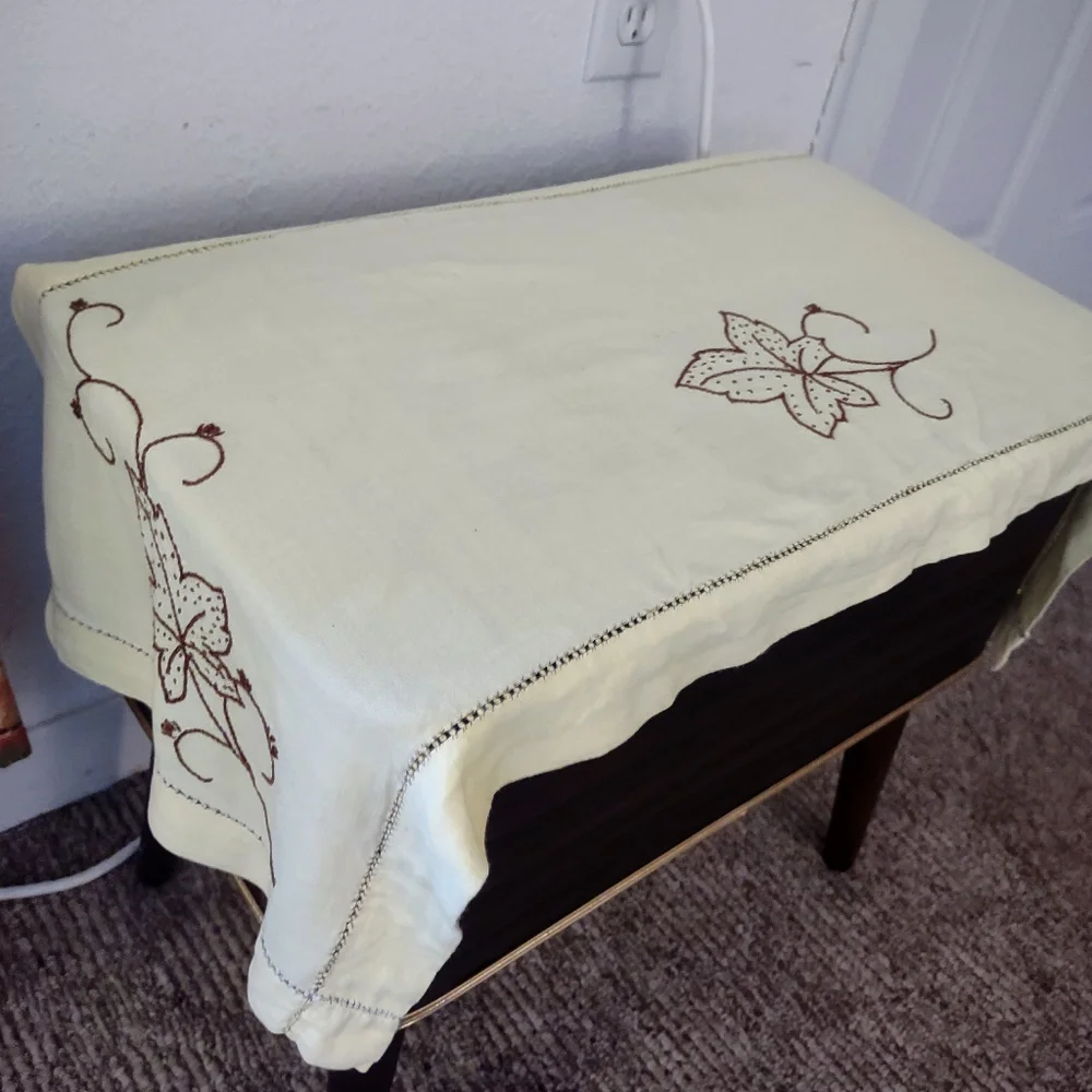 Sunshine Yellow Brown Oak Leaf Vintage Hand Embroidered Table Runner